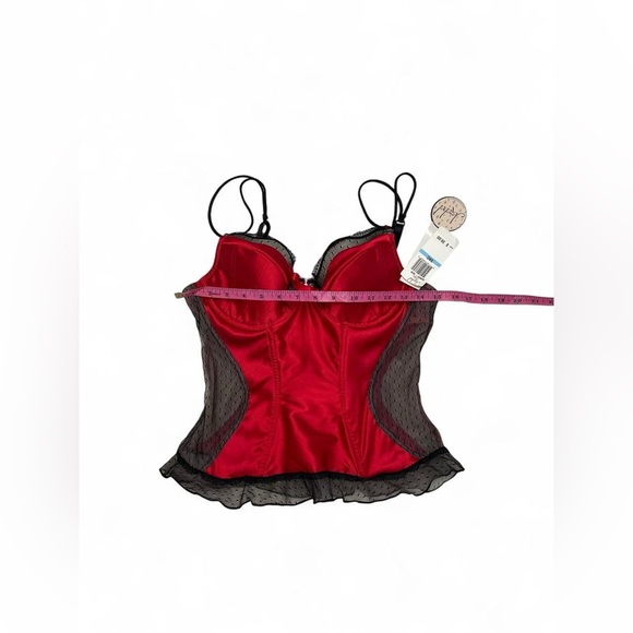 Jezebel Red and Black Satin Chemise - Picture 5 of 7
